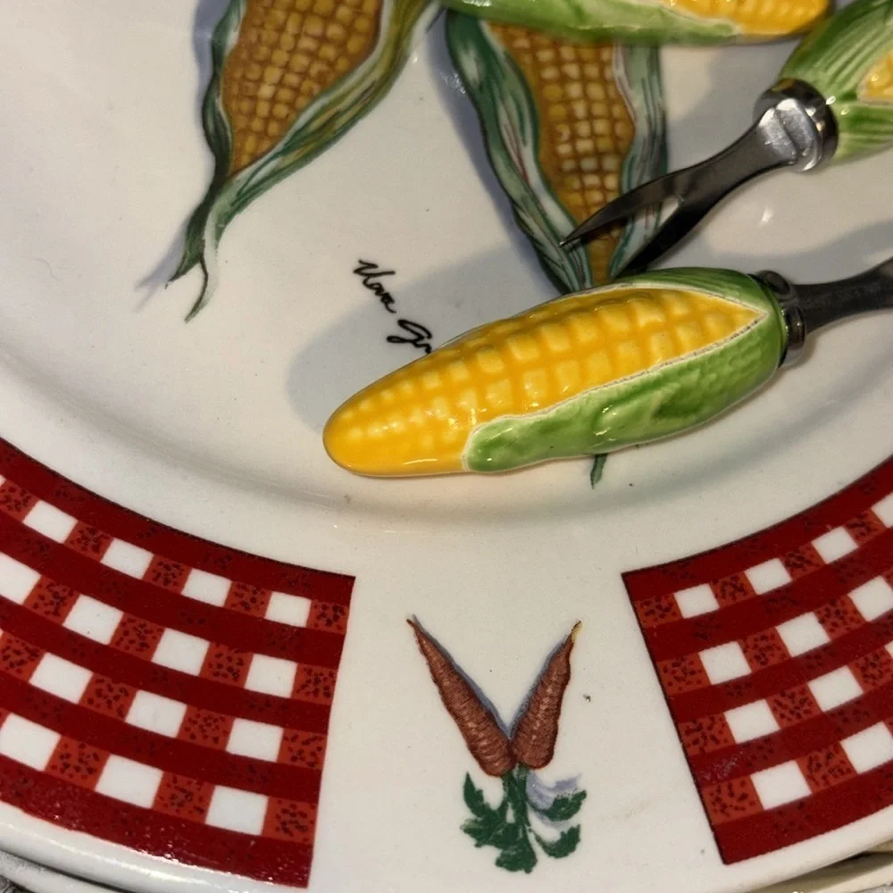 Red Gingham Corn Plate & Ceramic Corn Shaped holders / Small Forks Vintage 80s